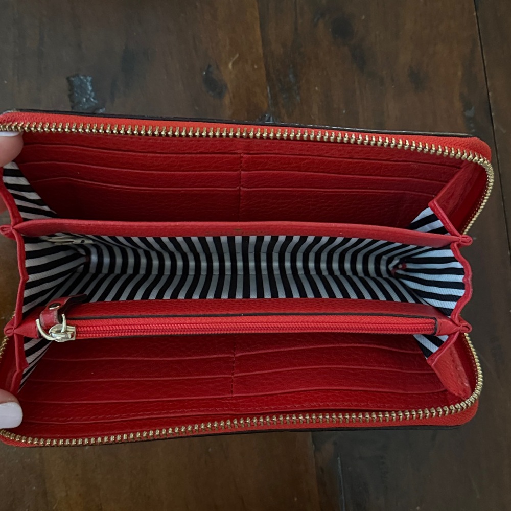 Kate Spade Continental Wallet - Picture 4 of 4